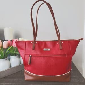 Stone Mountain Leather Tote bag with Zipper Pockets